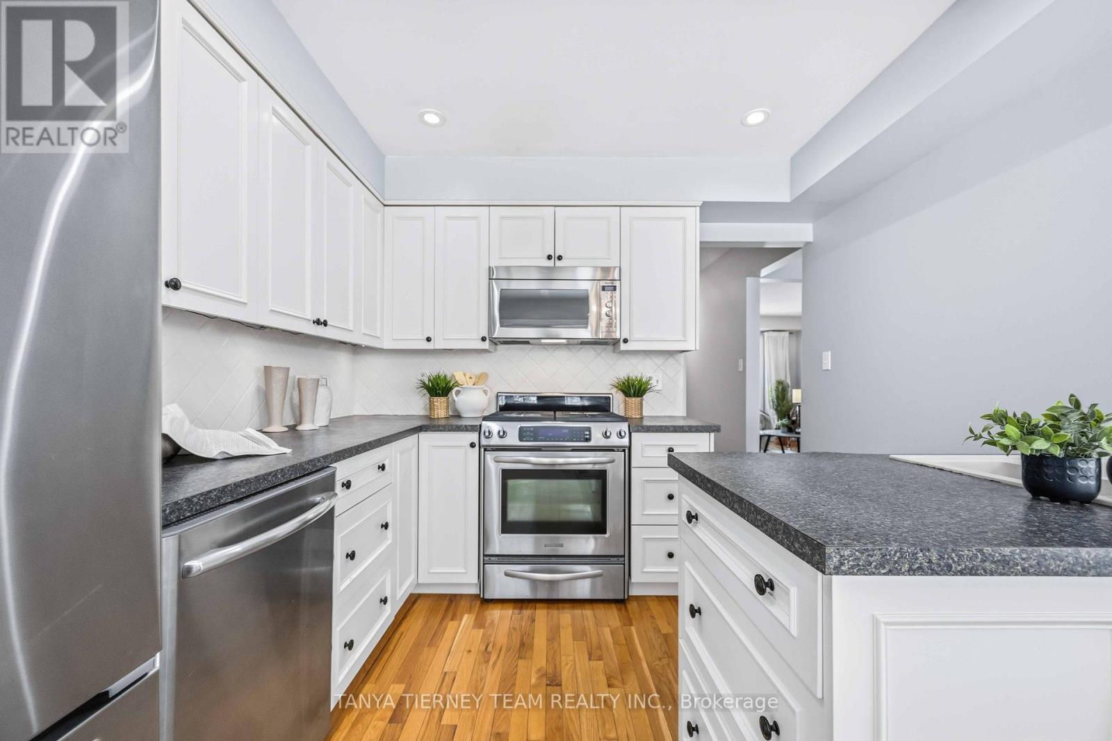 748 Bennett Crescent, Oshawa, Ontario  L1K 1T6 - Photo 21 - E12744308