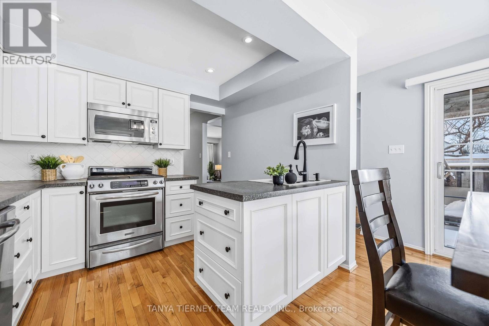 748 Bennett Crescent, Oshawa, Ontario  L1K 1T6 - Photo 22 - E12744308