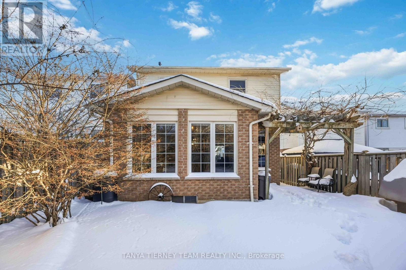 748 Bennett Crescent, Oshawa, Ontario  L1K 1T6 - Photo 46 - E12744308