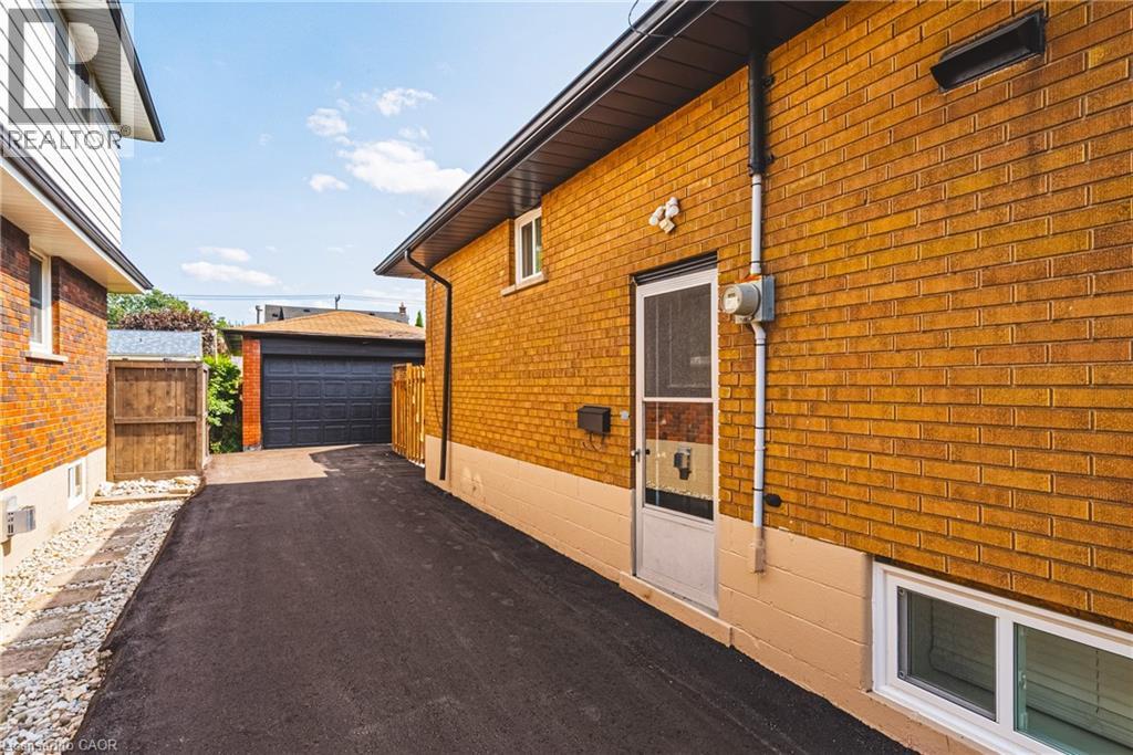 131 Welbourn Drive, Hamilton, Ontario  L9A 3N5 - Photo 39 - 40802039