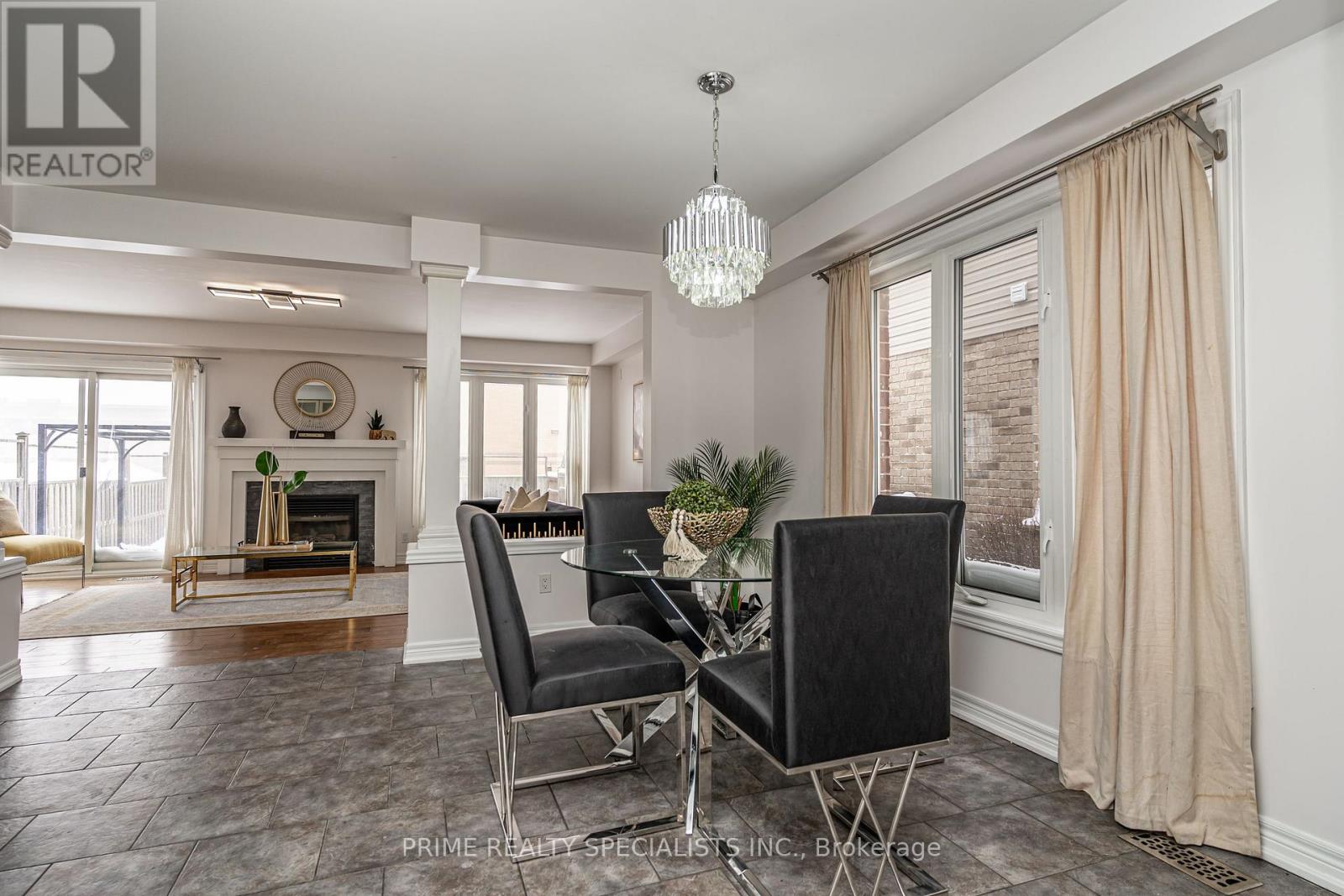 8460 Kelsey Crescent, Niagara Falls, Ontario  L2H 0E6 - Photo 6 - X12744310