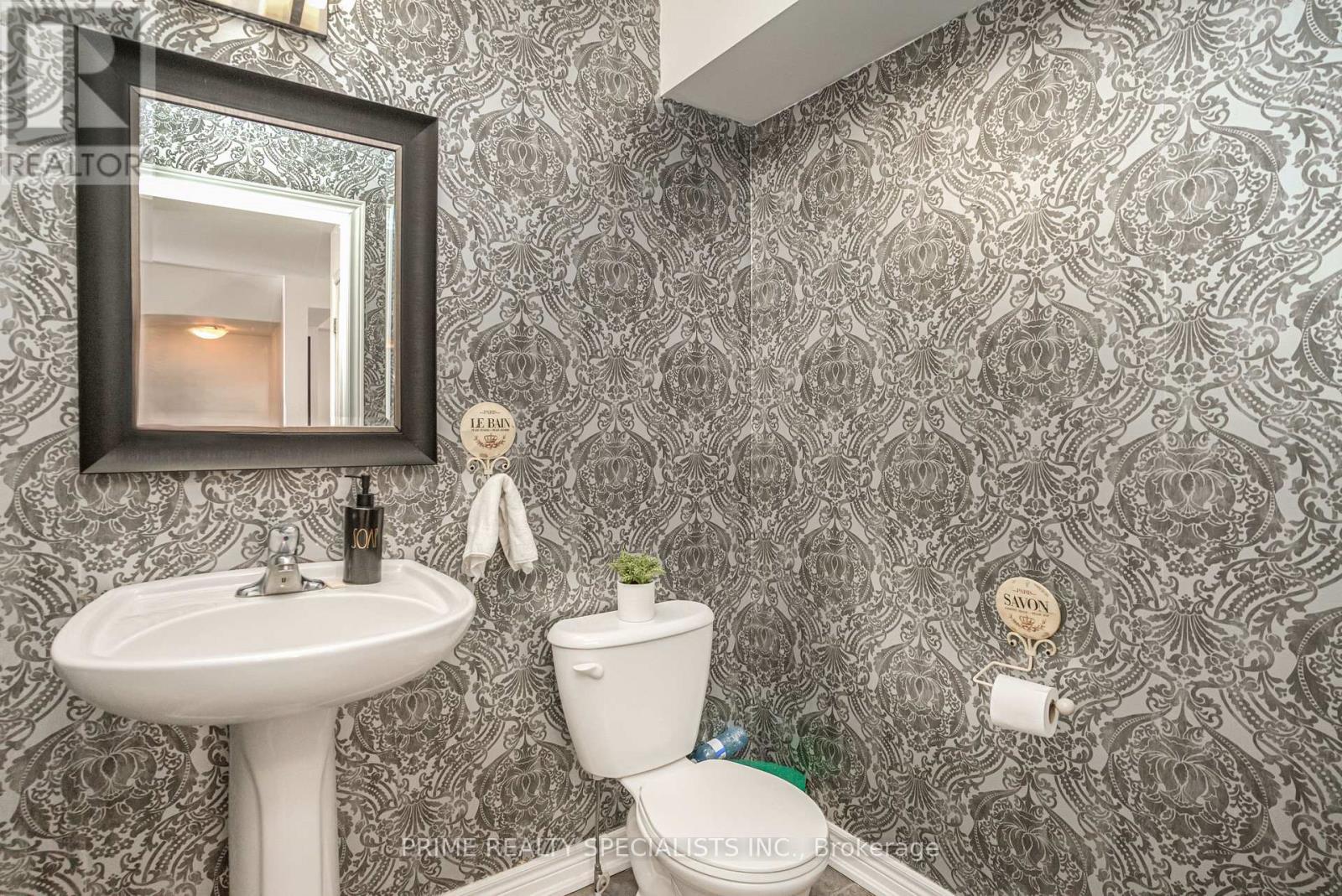 8460 Kelsey Crescent, Niagara Falls, Ontario  L2H 0E6 - Photo 19 - X12744314