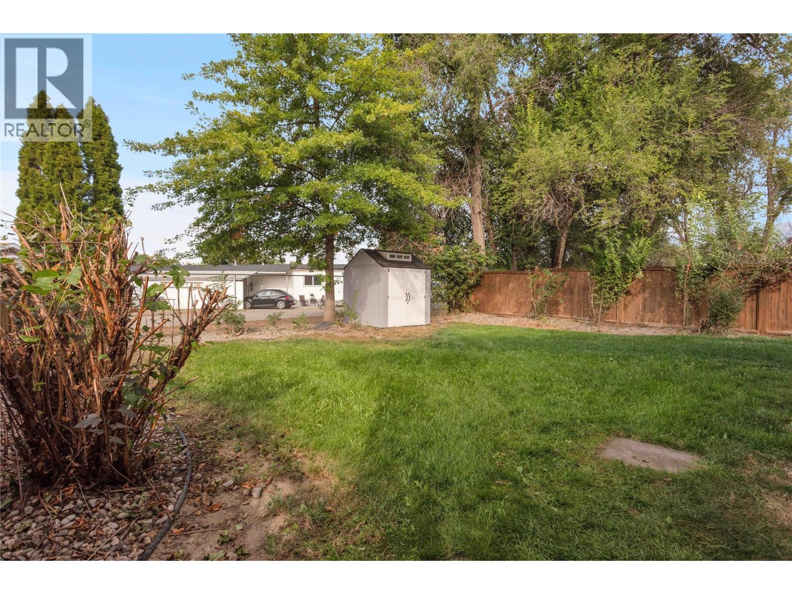 588 Mccurdy Road, Kelowna, British Columbia  V1X 2P5 - Photo 25 - 10374124