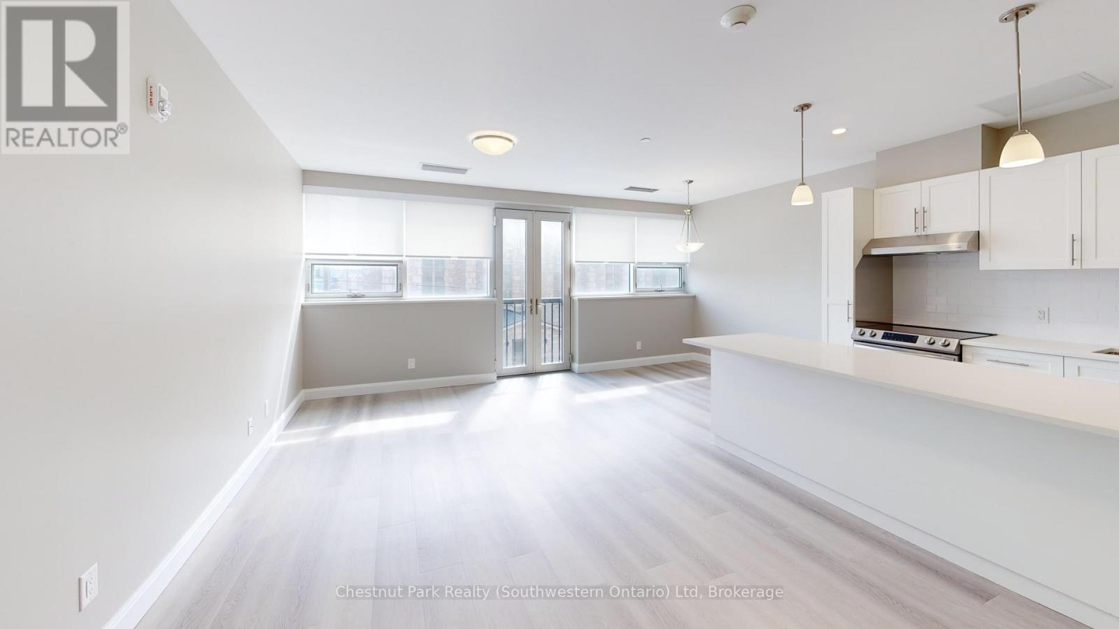 204 - 2 Quebec Street, Guelph, Ontario  N1H 2T2 - Photo 5 - X12744360