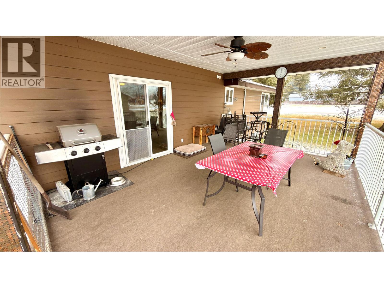 570 Eholt Street, Midway, British Columbia  V0H 1M0 - Photo 14 - 10374397