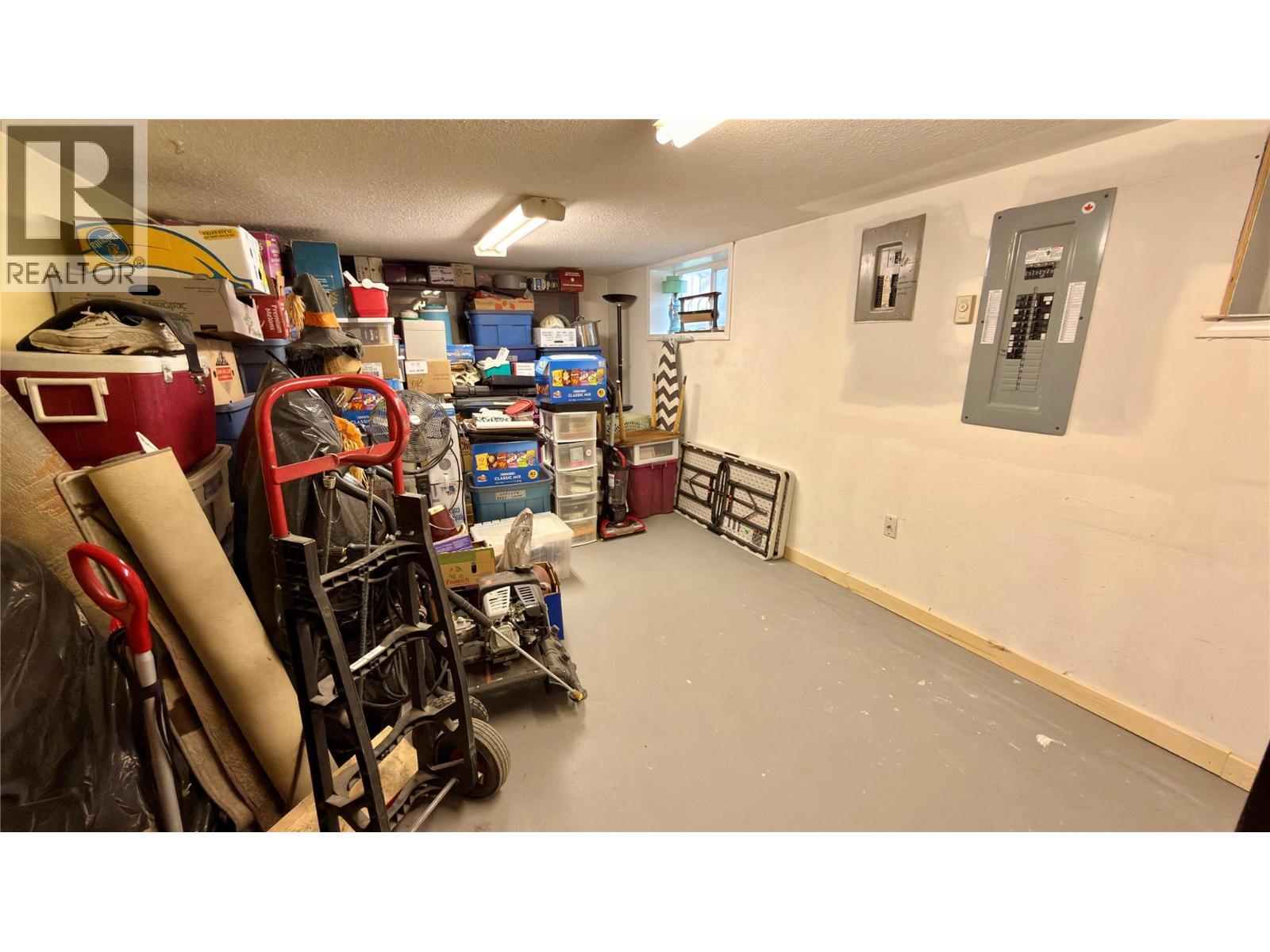 570 Eholt Street, Midway, British Columbia  V0H 1M0 - Photo 42 - 10374397