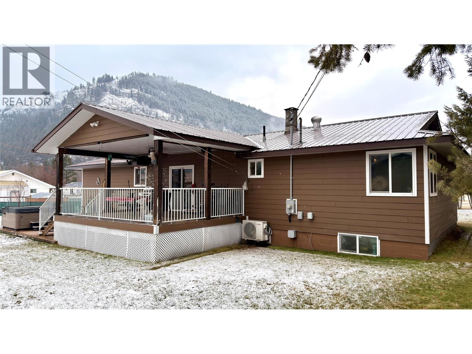 570 Eholt Street, Midway, British Columbia  V0H 1M0 - Photo 13 - 10374397