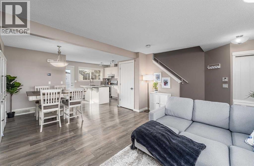 17 Evansridge Circle Nw, Calgary, Alberta  T3P 0H9 - Photo 5 - A2280839