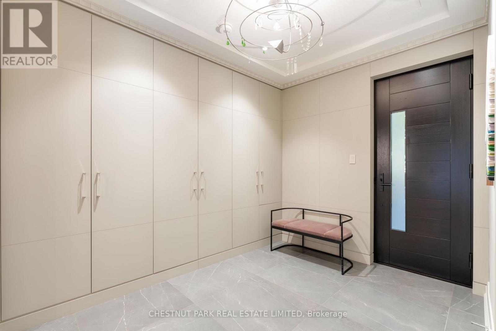 84 Oriole Road, Toronto, Ontario  M4V 2G1 - Photo 3 - C12744342