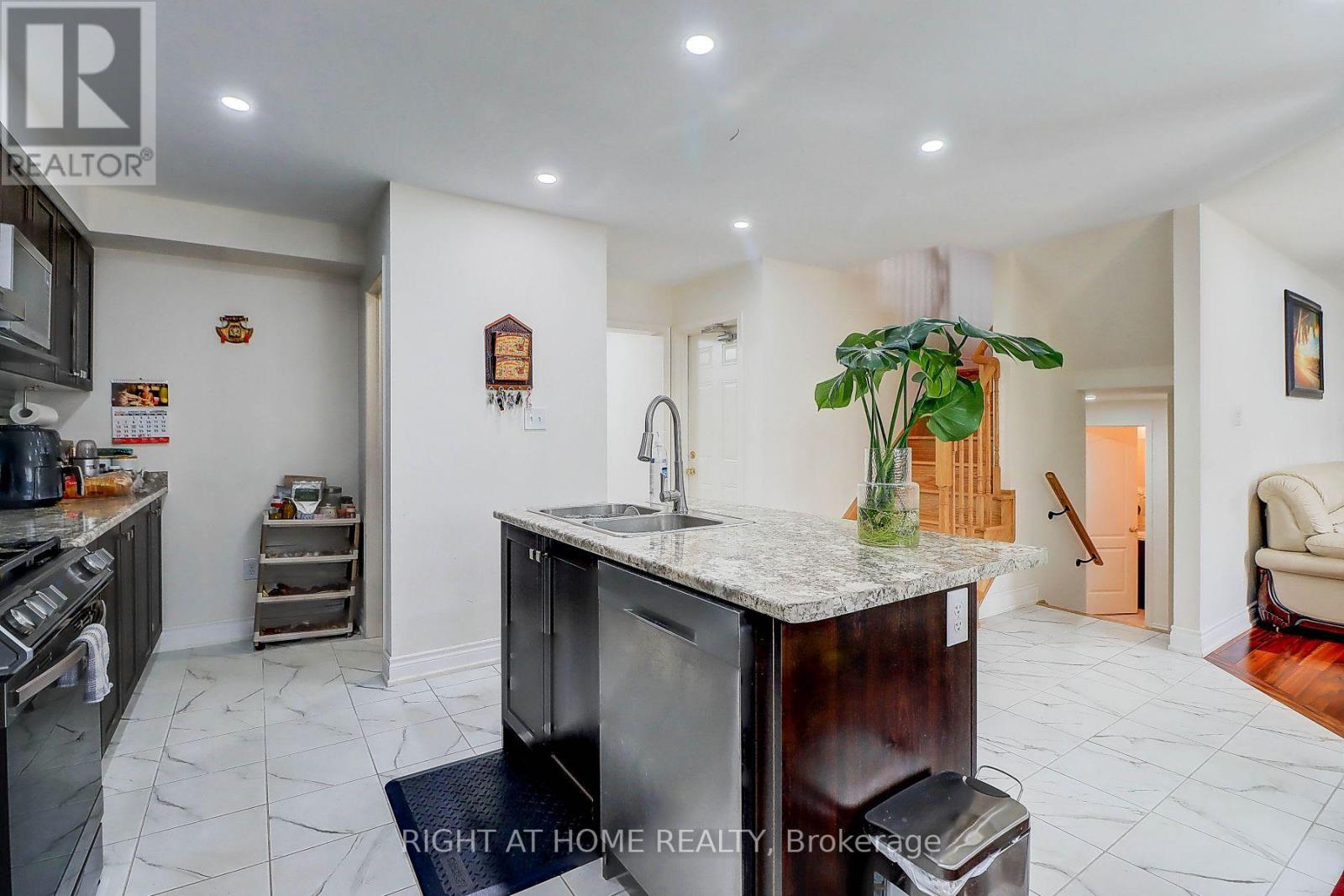 Main - 58 Barnfield Crescent, Ajax, Ontario  L1Z 0T3 - Photo 15 - E12744334