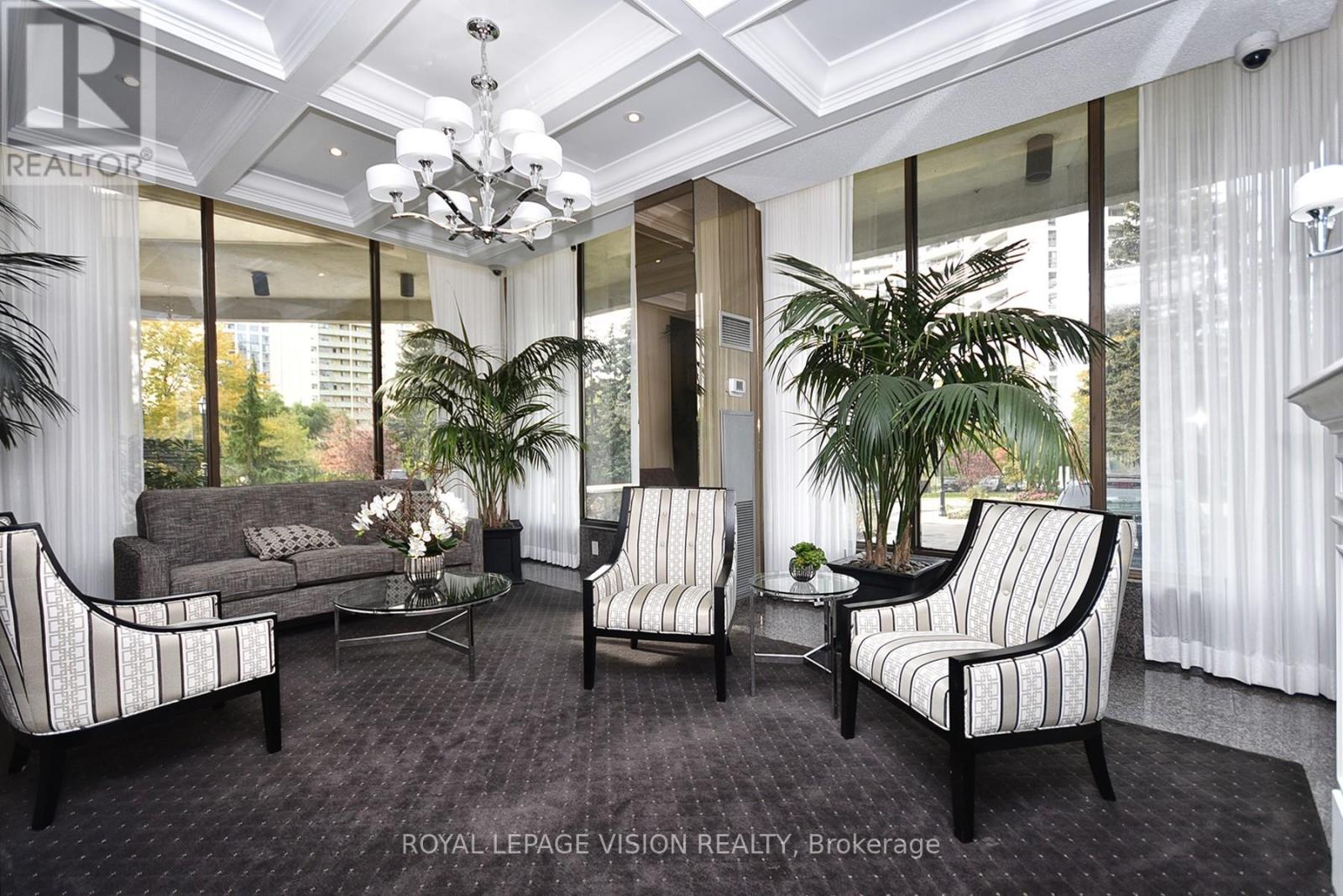 1501 - 75 Graydon Hall Drive, Toronto, Ontario  M3A 3M5 - Photo 3 - C12723262