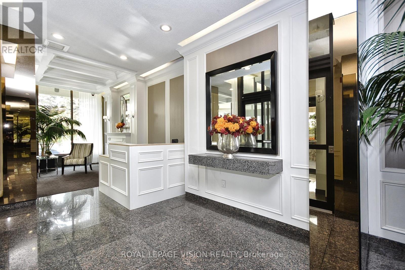 1501 - 75 Graydon Hall Drive, Toronto, Ontario  M3A 3M5 - Photo 4 - C12723262