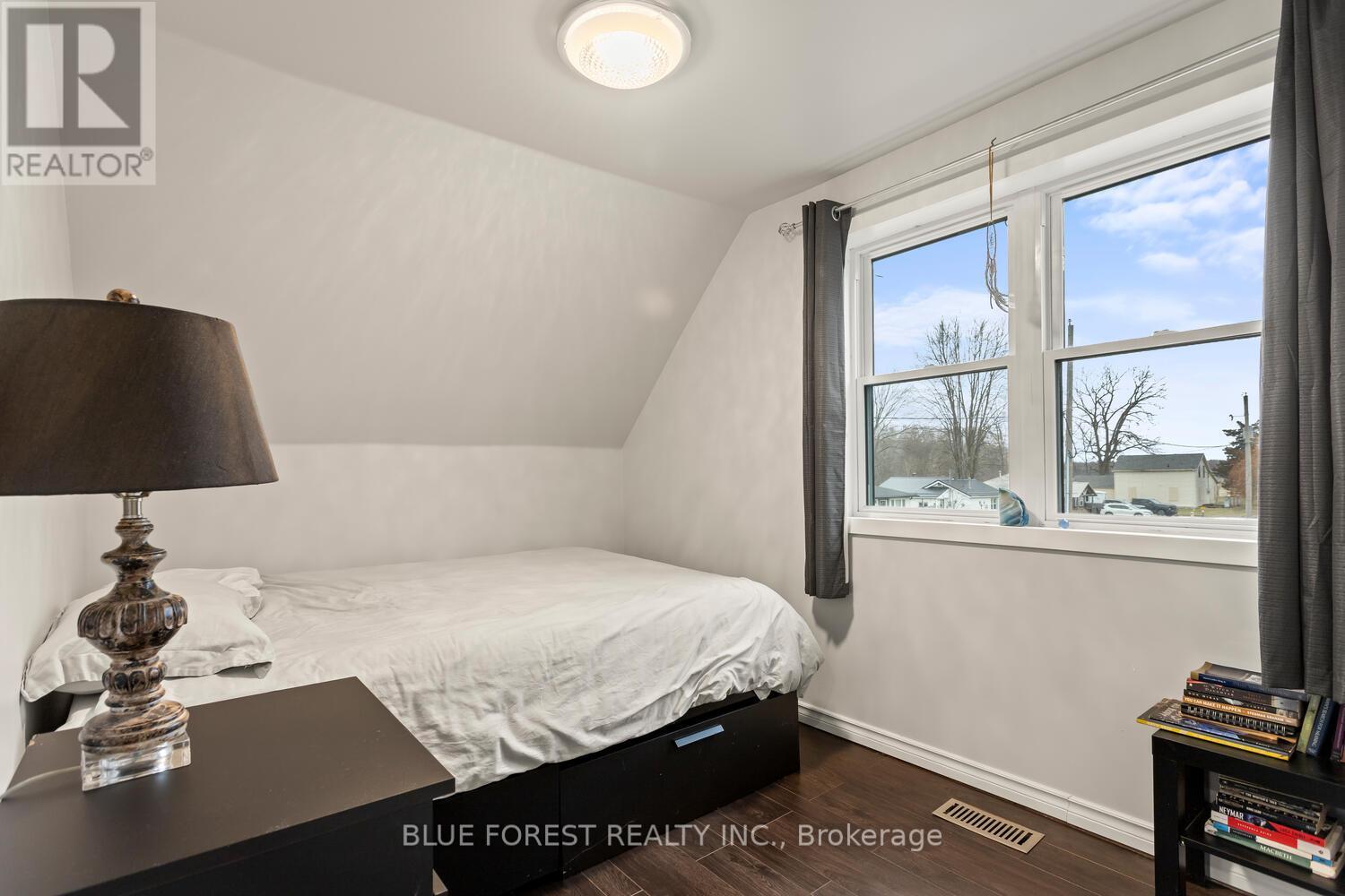 1148 Jane Street, West Elgin, Ontario  N0L 2P0 - Photo 28 - X12735476