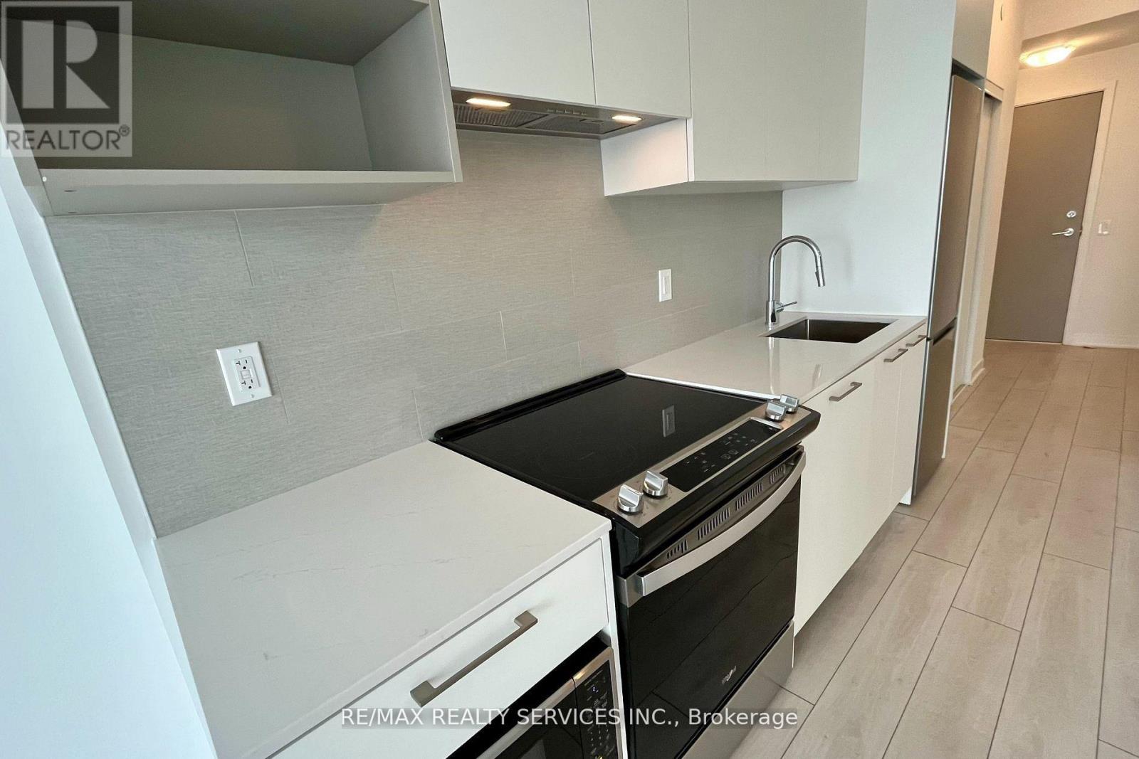 1901 - 260 Malta Avenue, Brampton, Ontario  L6Y 6L7 - Photo 2 - W12744326