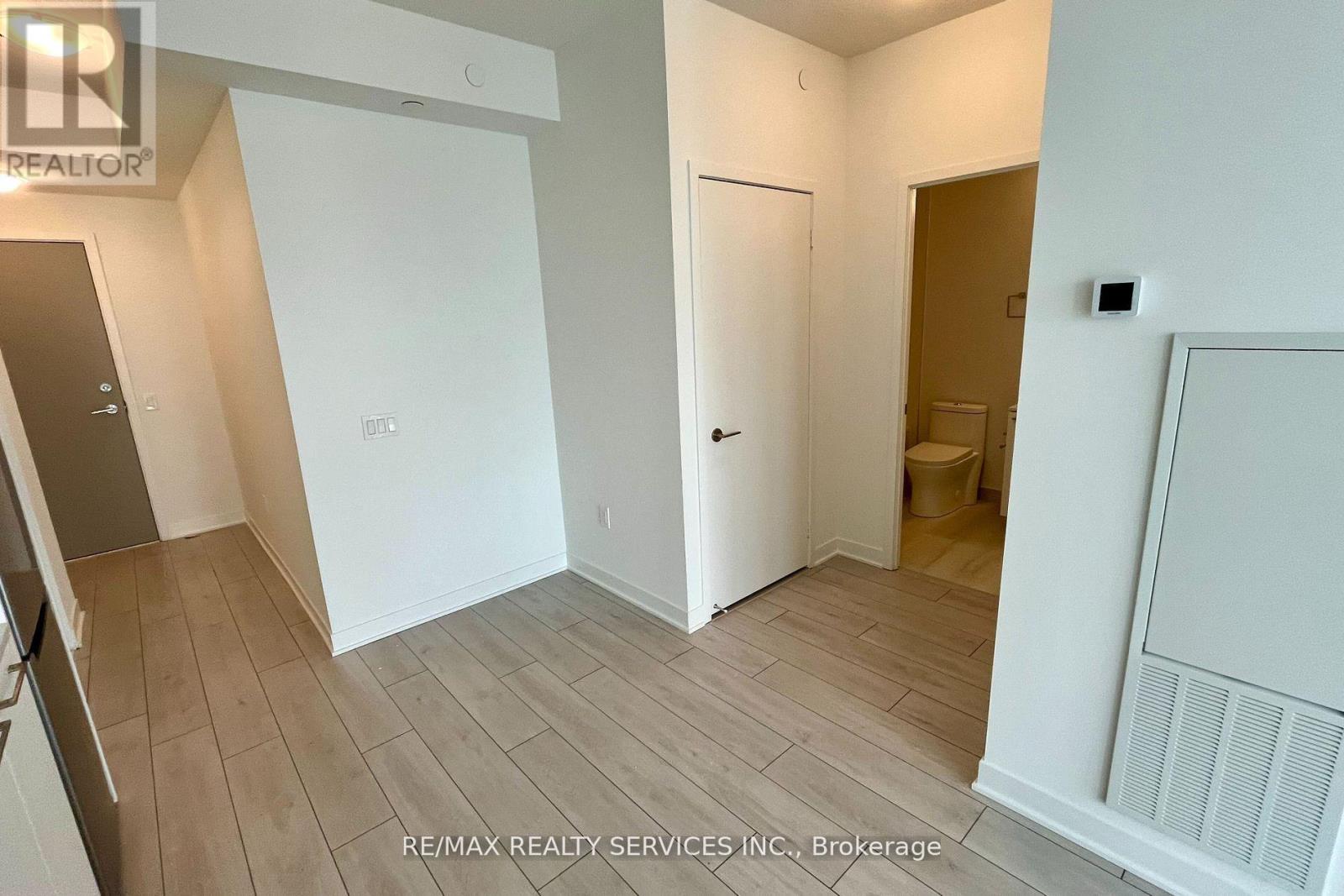 1901 - 260 Malta Avenue, Brampton, Ontario  L6Y 6L7 - Photo 3 - W12744326