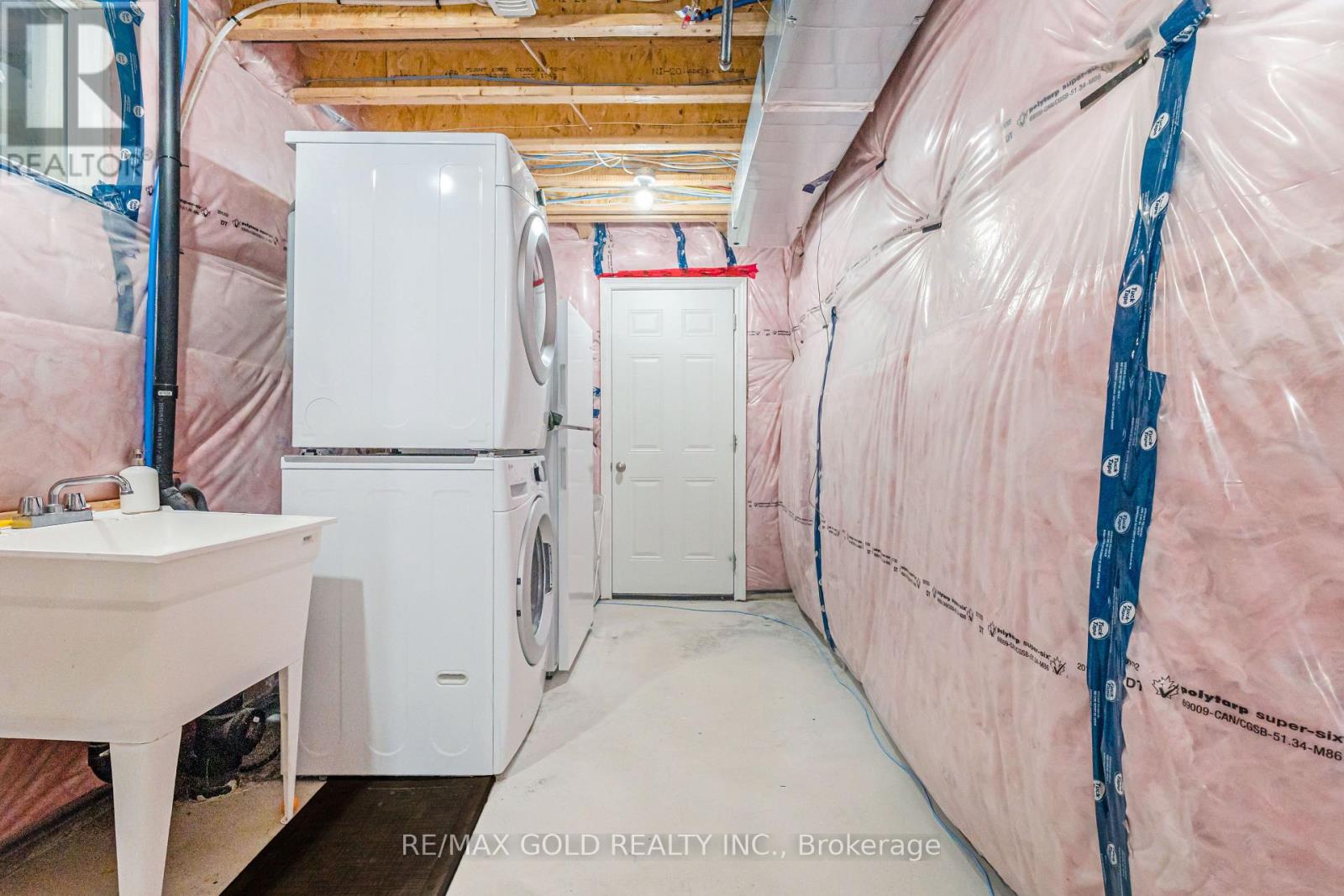 5 Dale Meadows Road, Brampton, Ontario  L7A 4Z9 - Photo 34 - W12744328