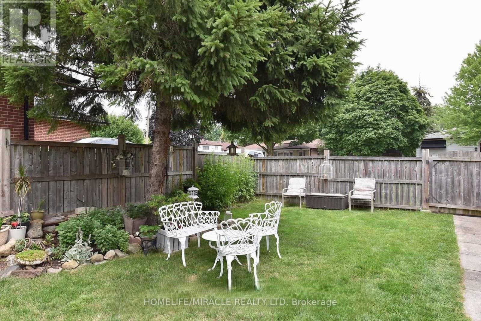 1 Ascot Avenue, Brampton, Ontario  L6T 2P3 - Photo 30 - W12744354