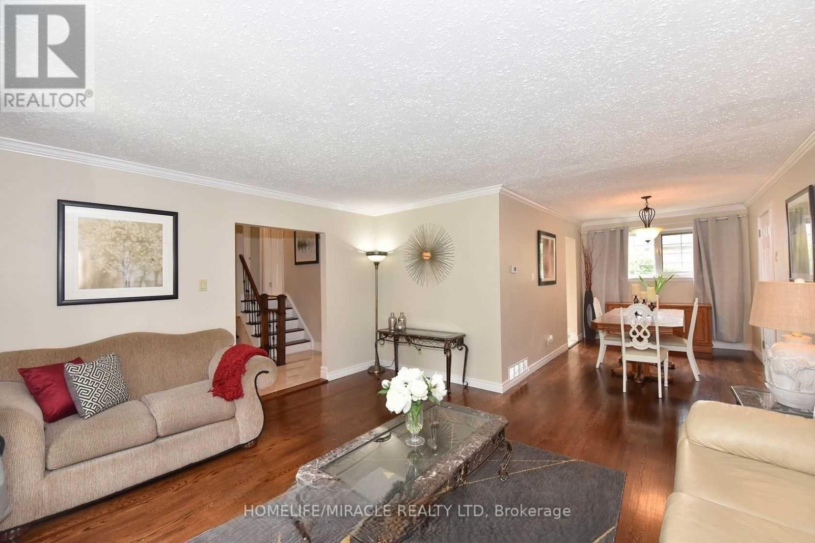 1 Ascot Avenue, Brampton, Ontario  L6T 2P3 - Photo 8 - W12744354