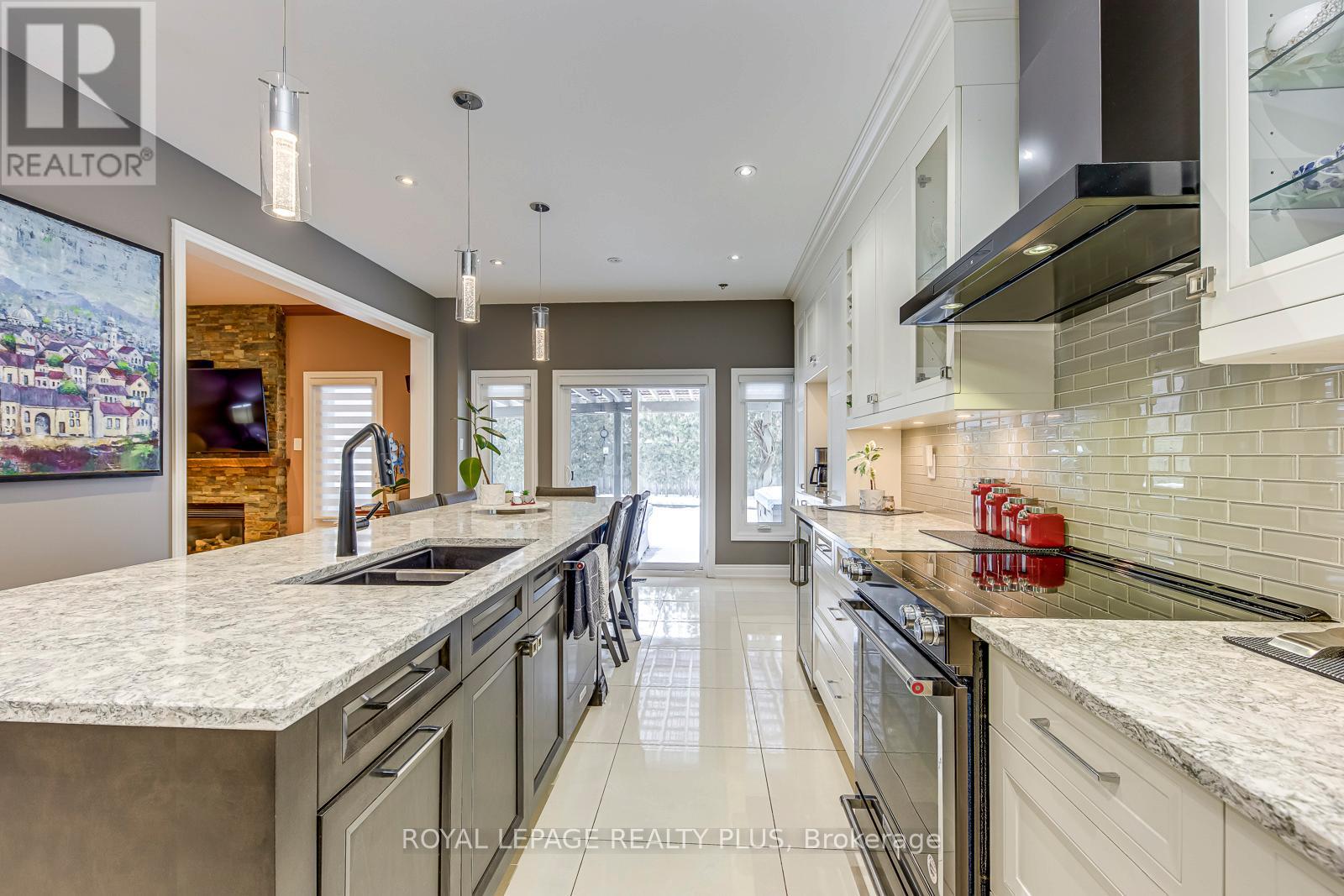 509 Crimson Oak Trail, Oakville, Ontario  L6H 7A3 - Photo 10 - W12744358