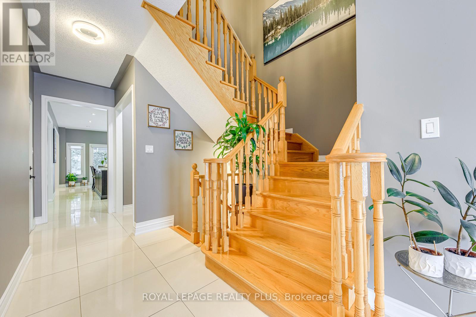 509 Crimson Oak Trail, Oakville, Ontario  L6H 7A3 - Photo 17 - W12744358