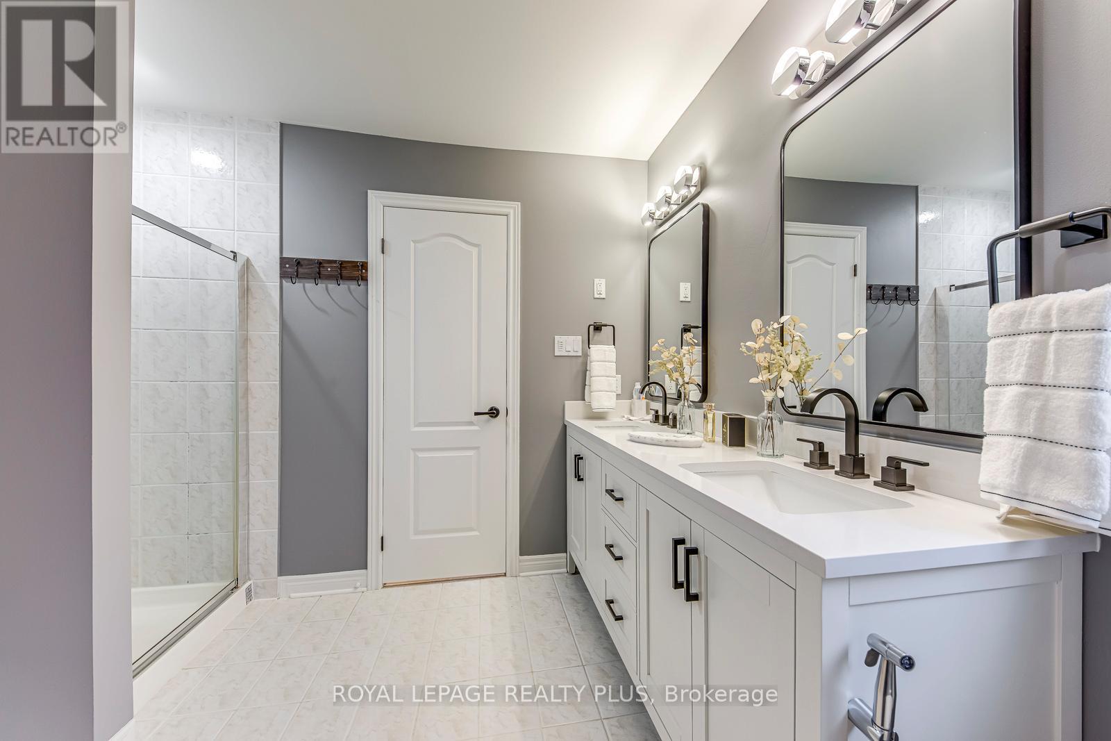 509 Crimson Oak Trail, Oakville, Ontario  L6H 7A3 - Photo 21 - W12744358