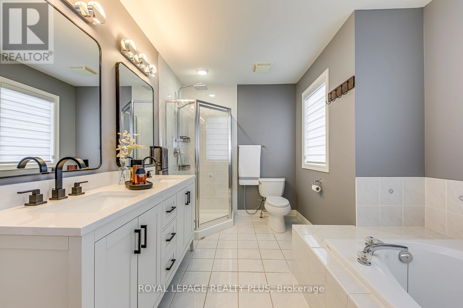 509 Crimson Oak Trail, Oakville, Ontario  L6H 7A3 - Photo 30 - W12744358