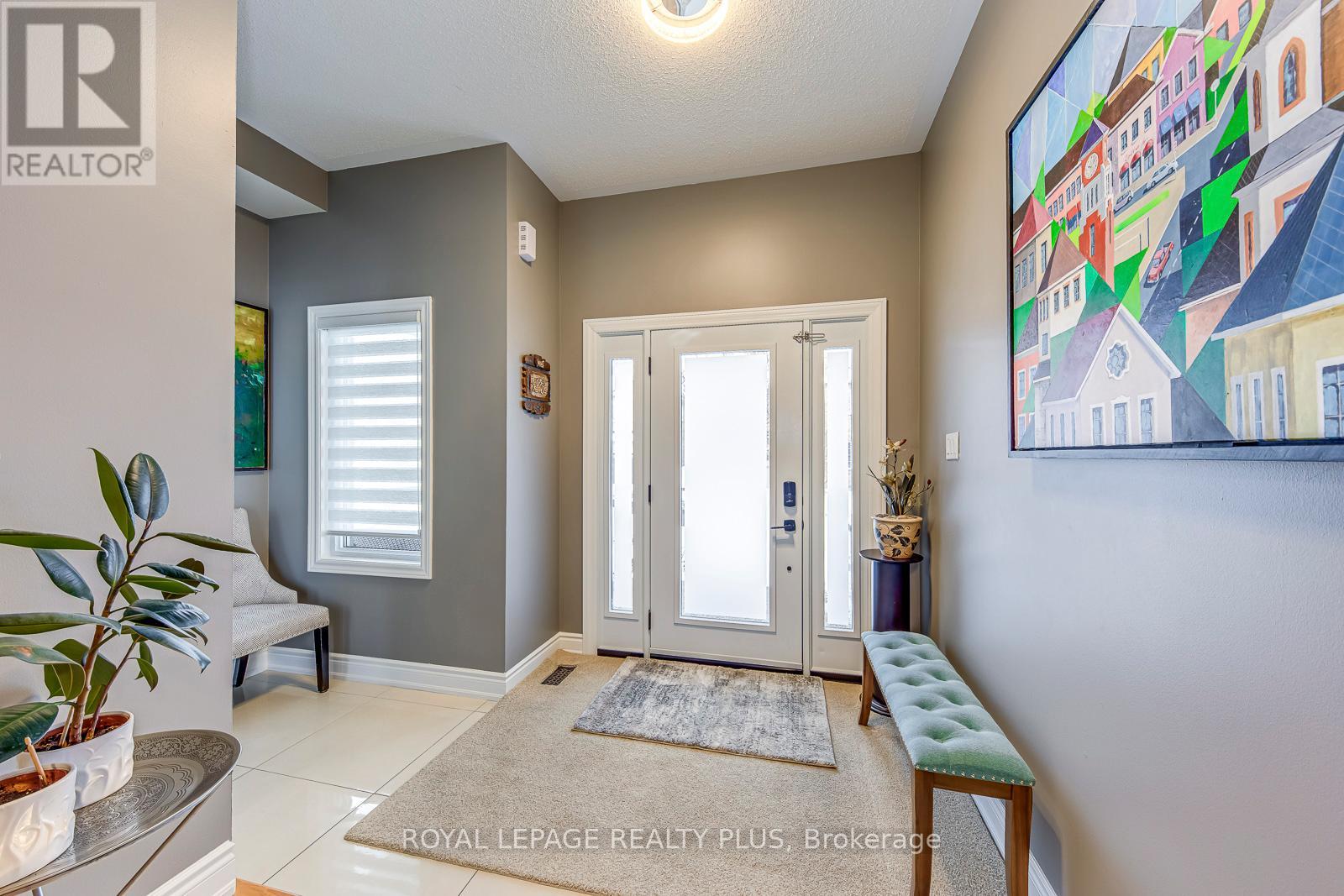 509 Crimson Oak Trail, Oakville, Ontario  L6H 7A3 - Photo 4 - W12744358