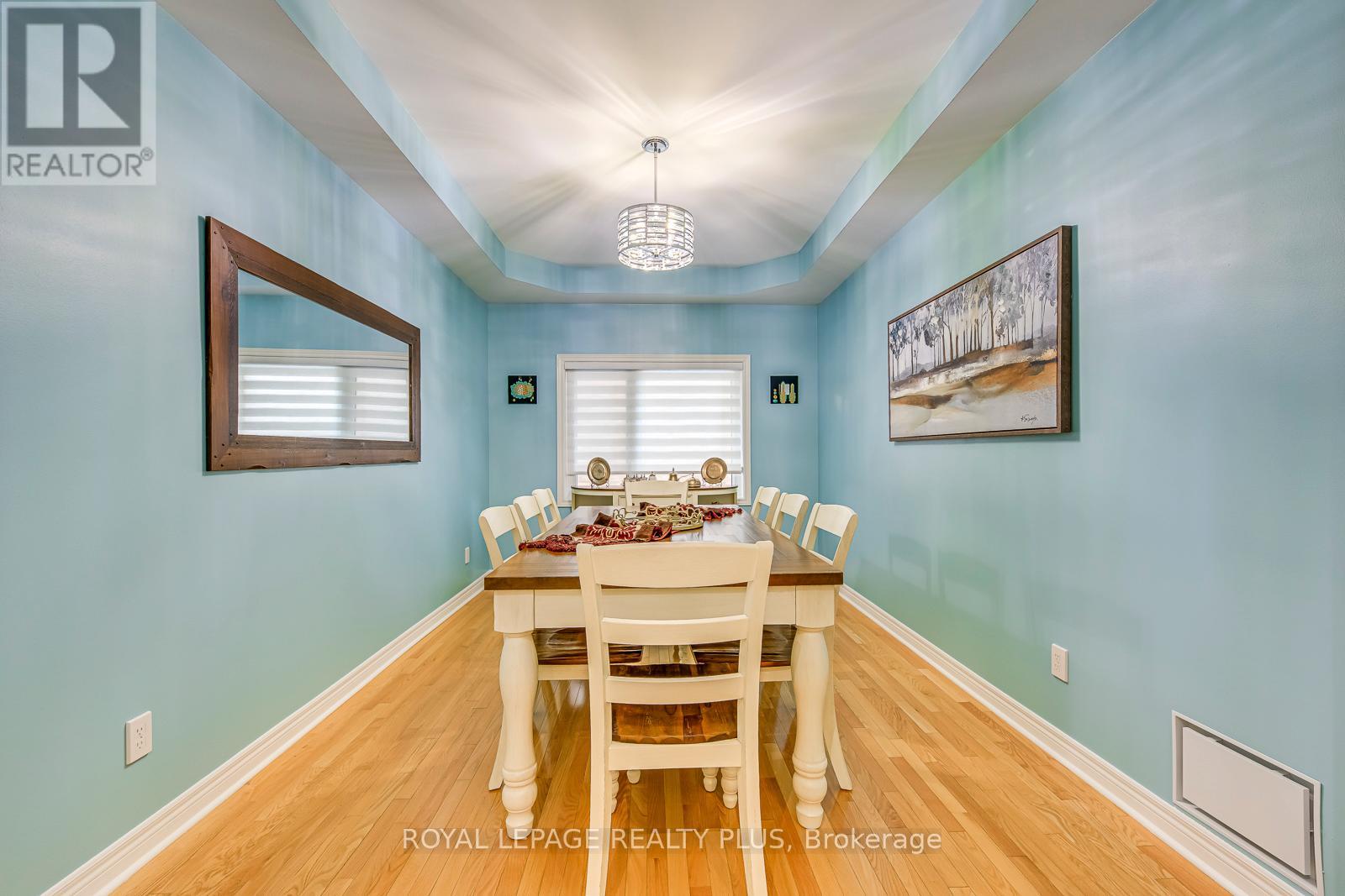 509 Crimson Oak Trail, Oakville, Ontario  L6H 7A3 - Photo 6 - W12744358