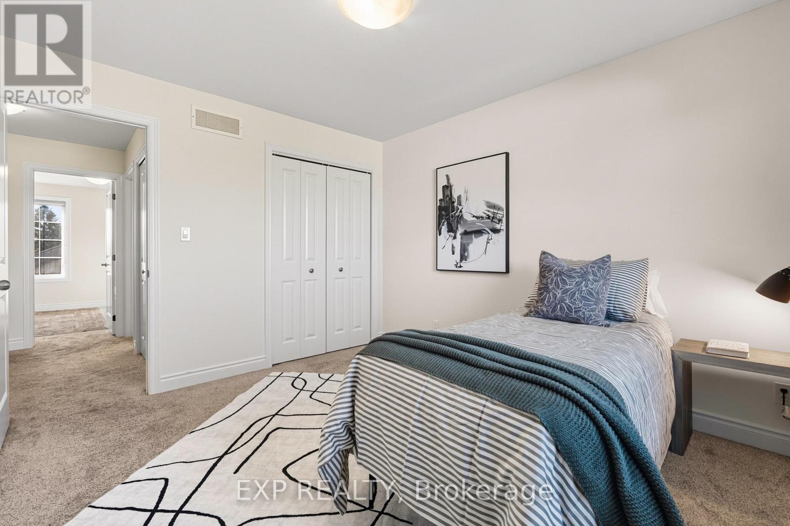 10 Cobblestone Street, Belleville (Belleville Ward), Ontario  K8P 0E4 - Photo 18 - X12690032