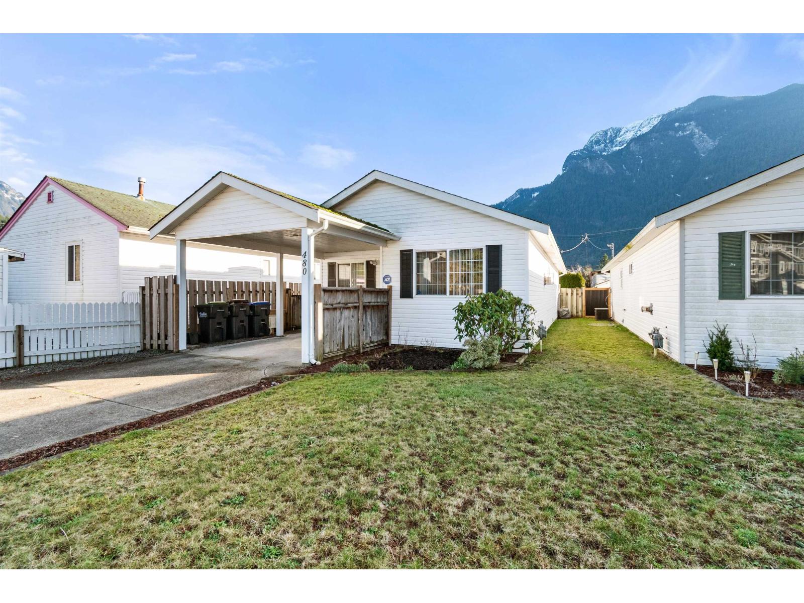480 COQUIHALLA STREET|Hope, Hope, British Columbia