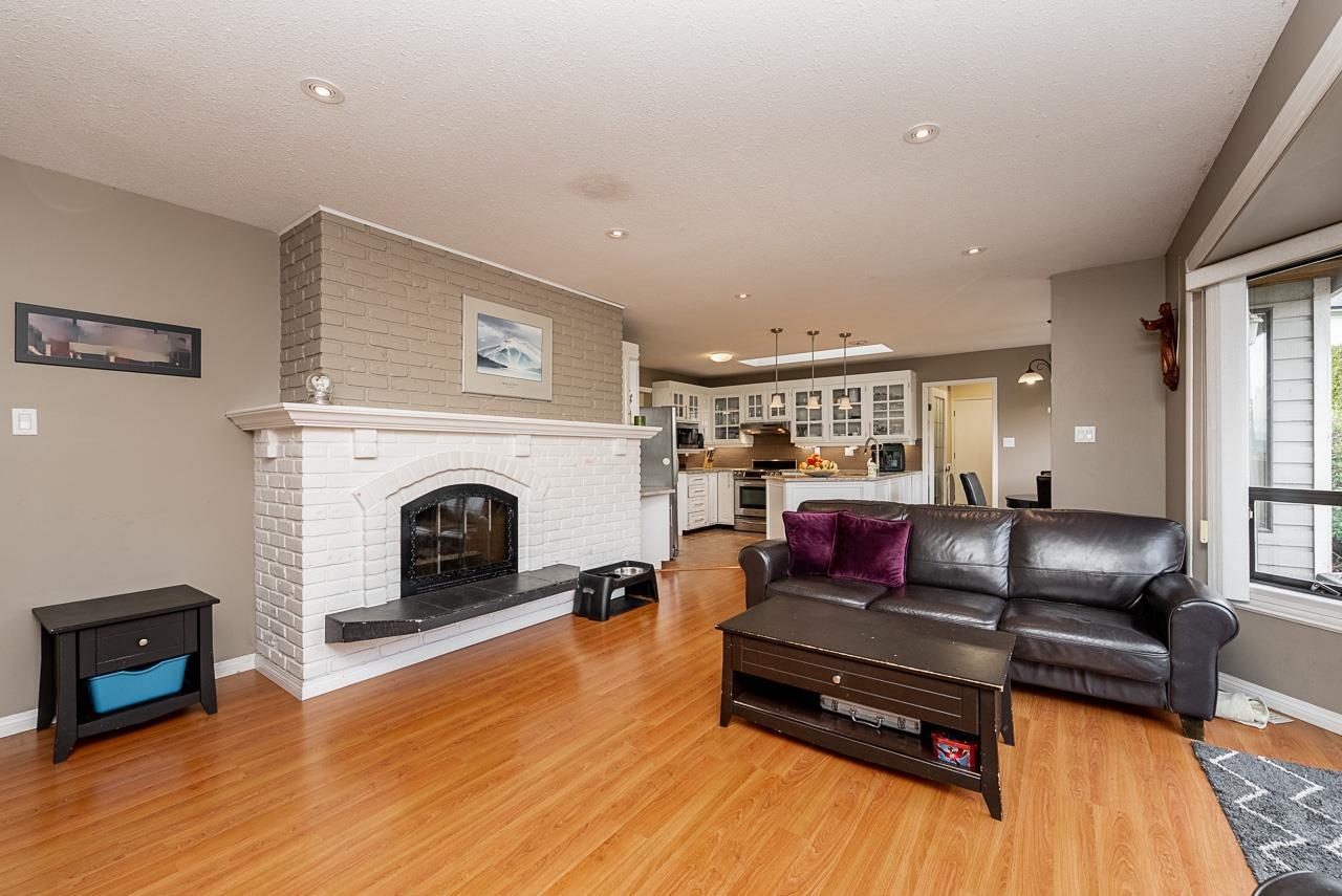 5690 W Sunrise Crescent, Surrey, British Columbia  V3S 7M4 - Photo 8 - R3084505