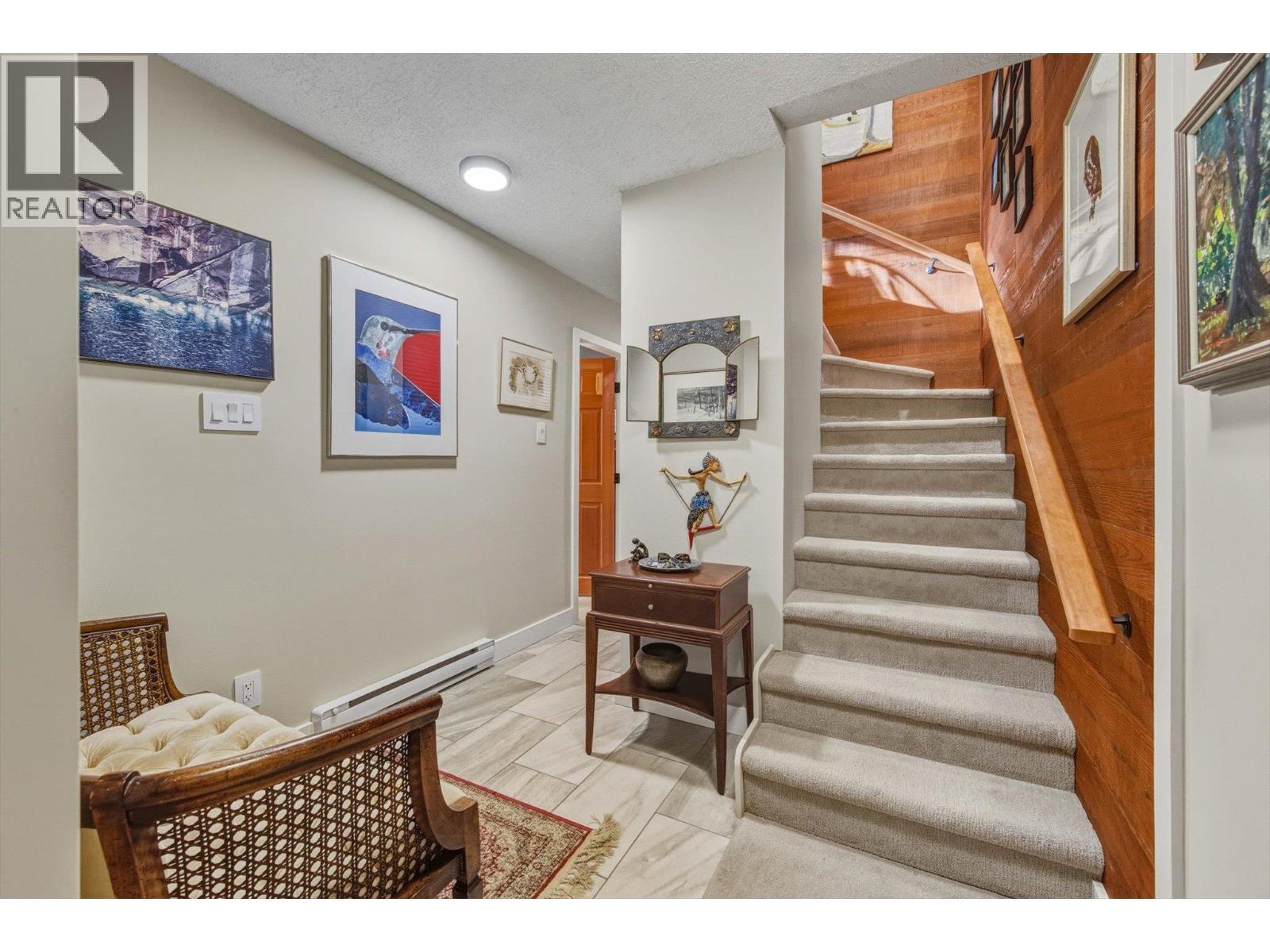 2037 Karen Crescent, Whistler, British Columbia  V8E 0A9 - Photo 12 - R3085039