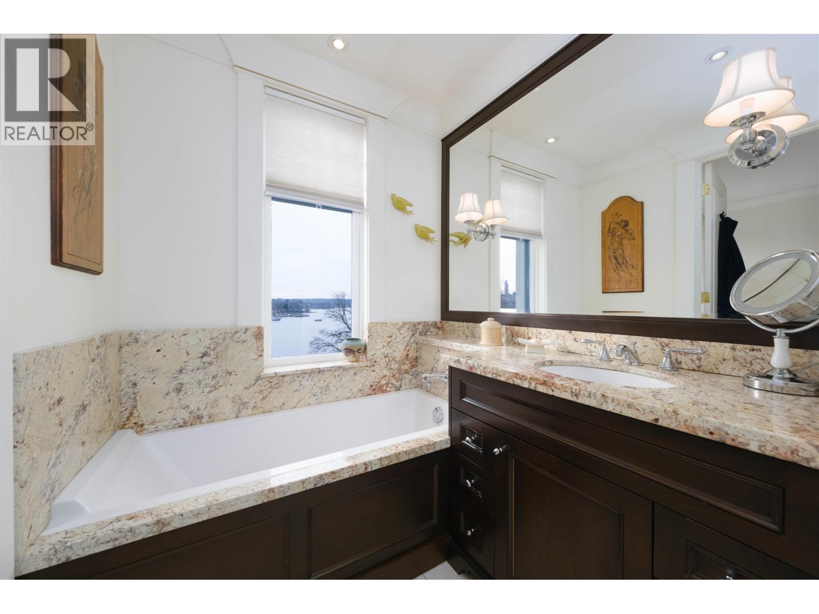 50 1386 Nicola Street, Vancouver, British Columbia  V6G 2G2 - Photo 16 - R3085060