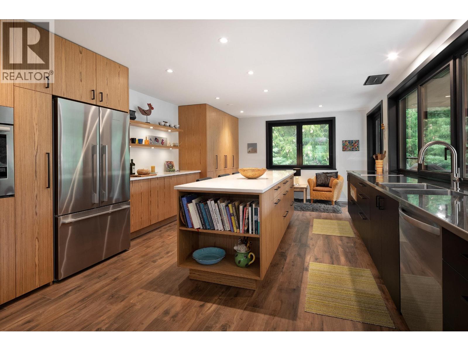 6818 Beaver Lane, Whistler, British Columbia  V8E 0C5 - Photo 12 - R3085058