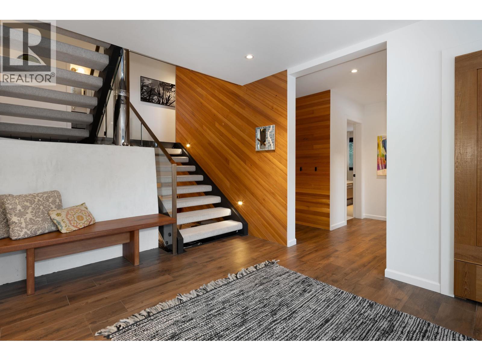 6818 Beaver Lane, Whistler, British Columbia  V8E 0C5 - Photo 5 - R3085058