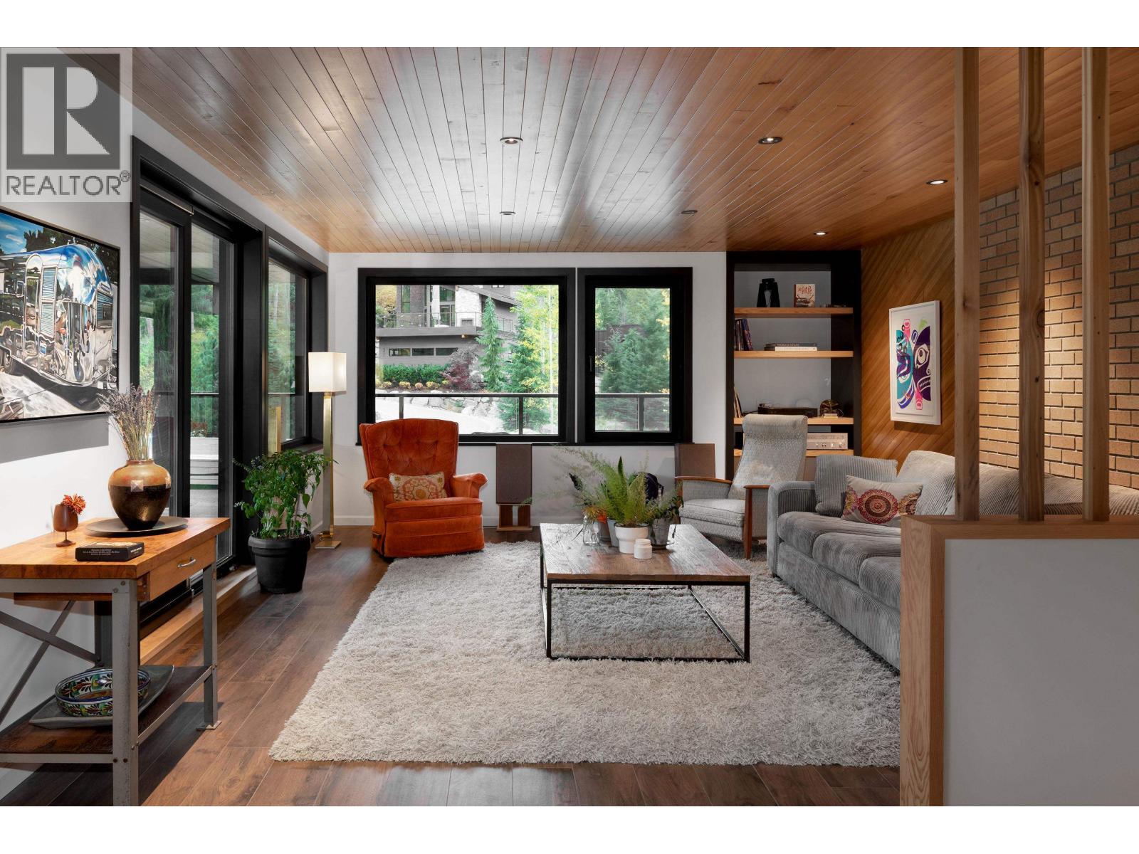 6818 Beaver Lane, Whistler, British Columbia  V8E 0C5 - Photo 6 - R3085058