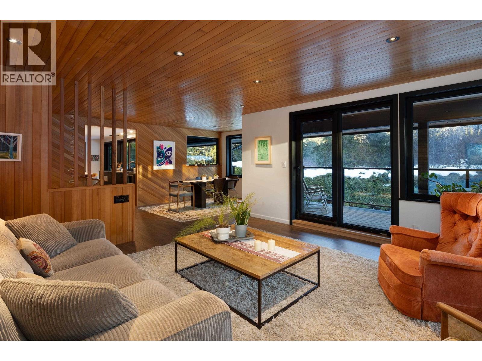 6818 Beaver Lane, Whistler, British Columbia  V8E 0C5 - Photo 8 - R3085058