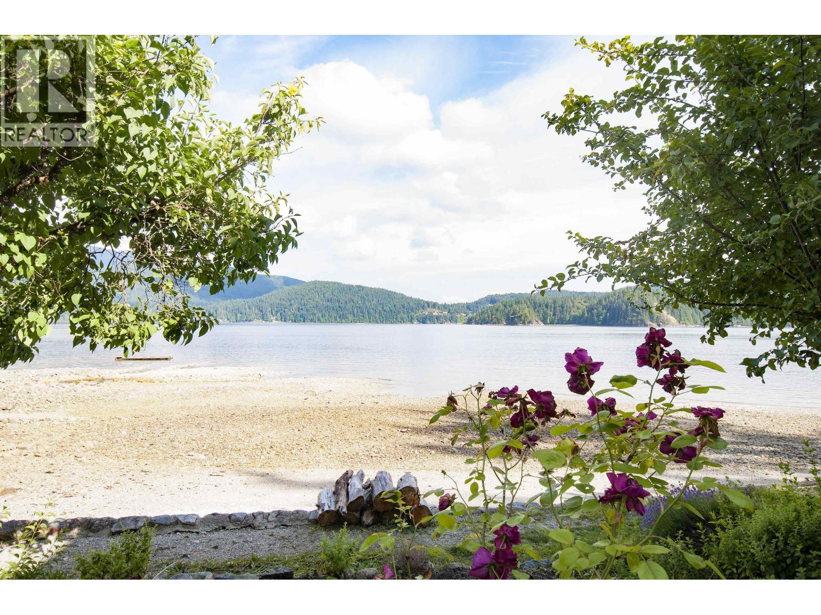 5293 INDIAN RIVER DRIVE, North Vancouver, British Columbia