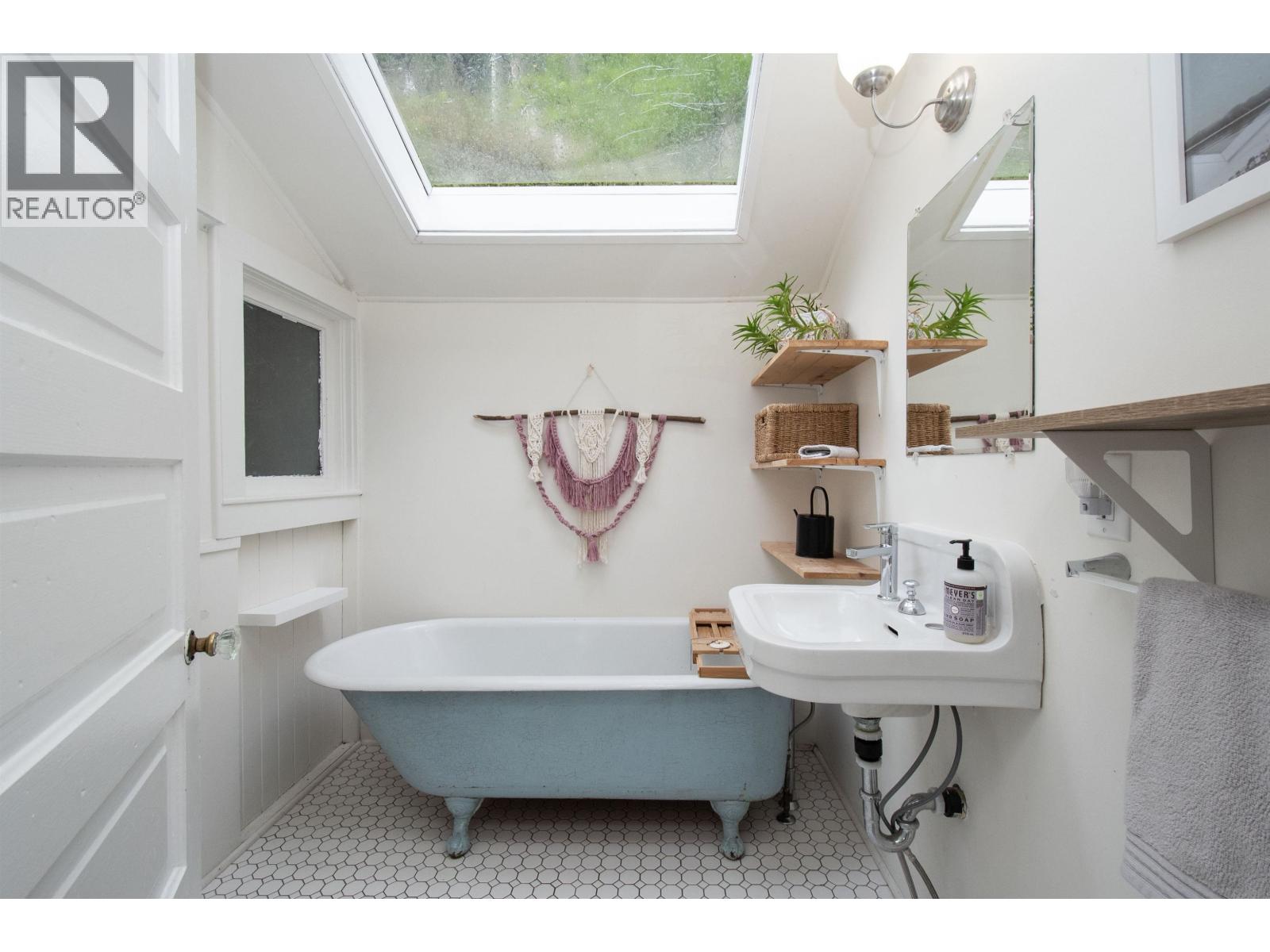 5293 Indian River Drive, North Vancouver, British Columbia  V7G 2T6 - Photo 15 - R3085070