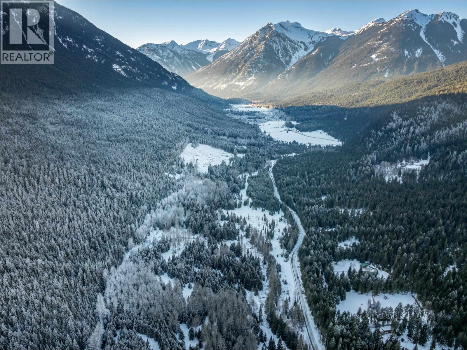 2730 Blackwater Road, D'arcy, British Columbia  V0N 1L0 - Photo 10 - R3085073