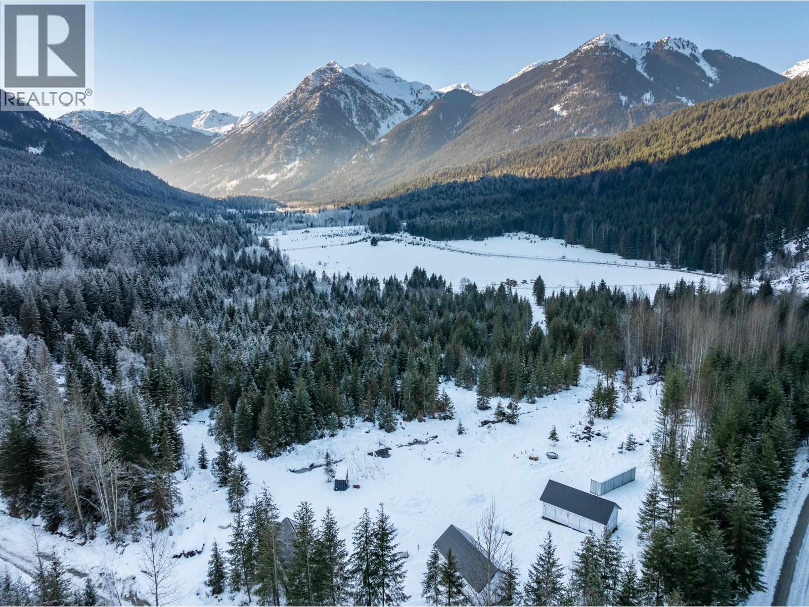 2730 Blackwater Road, D'arcy, British Columbia  V0N 1L0 - Photo 3 - R3085073