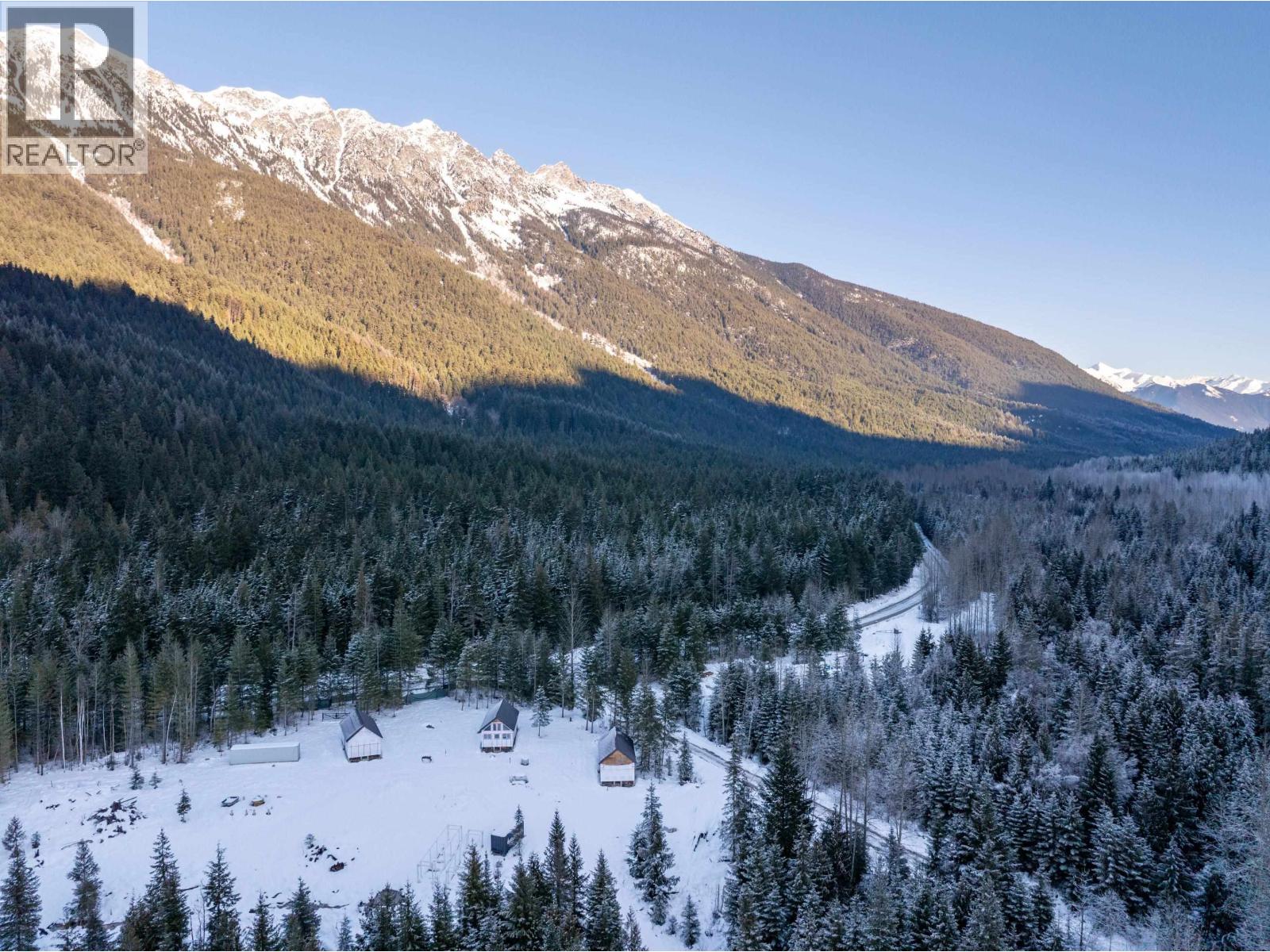 2730 Blackwater Road, D'arcy, British Columbia  V0N 1L0 - Photo 31 - R3085073