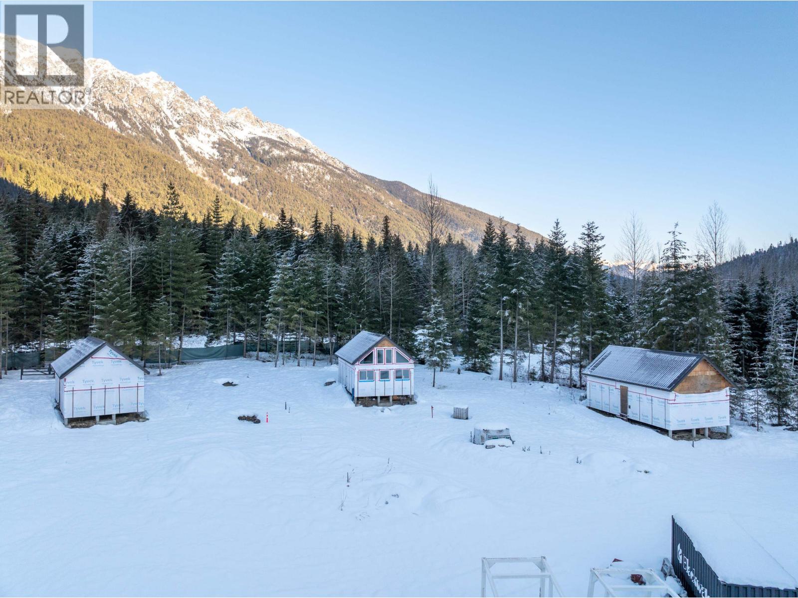 2730 Blackwater Road, D'arcy, British Columbia  V0N 1L0 - Photo 32 - R3085073