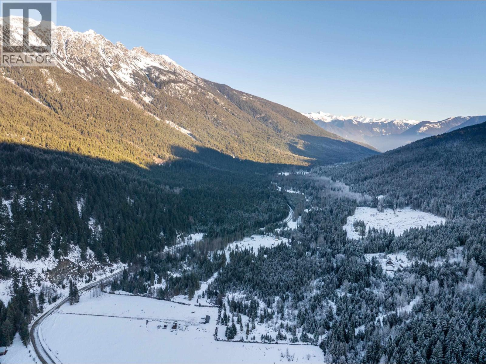 2730 Blackwater Road, D'arcy, British Columbia  V0N 1L0 - Photo 7 - R3085073