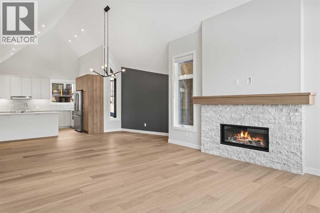 201j, 209 Stewart Creek Rise, Canmore, Alberta  T1W 0N9 - Photo 9 - A2260034