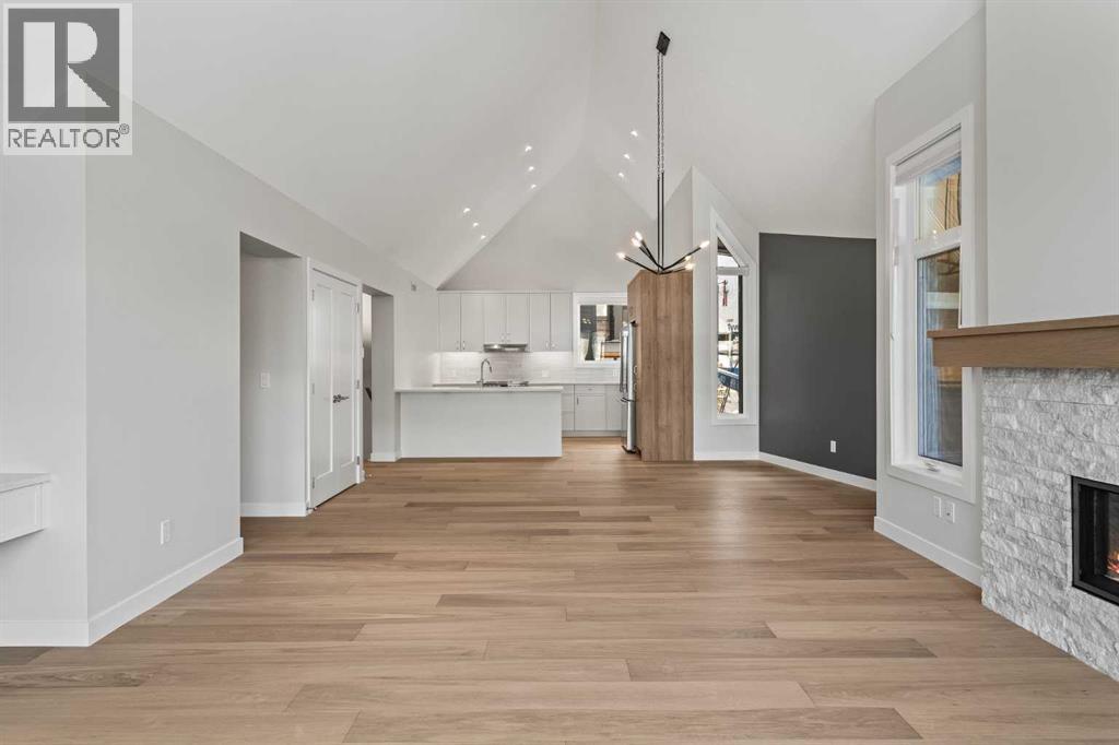 201j, 209 Stewart Creek Rise, Canmore, Alberta  T1W 0N9 - Photo 11 - A2260034