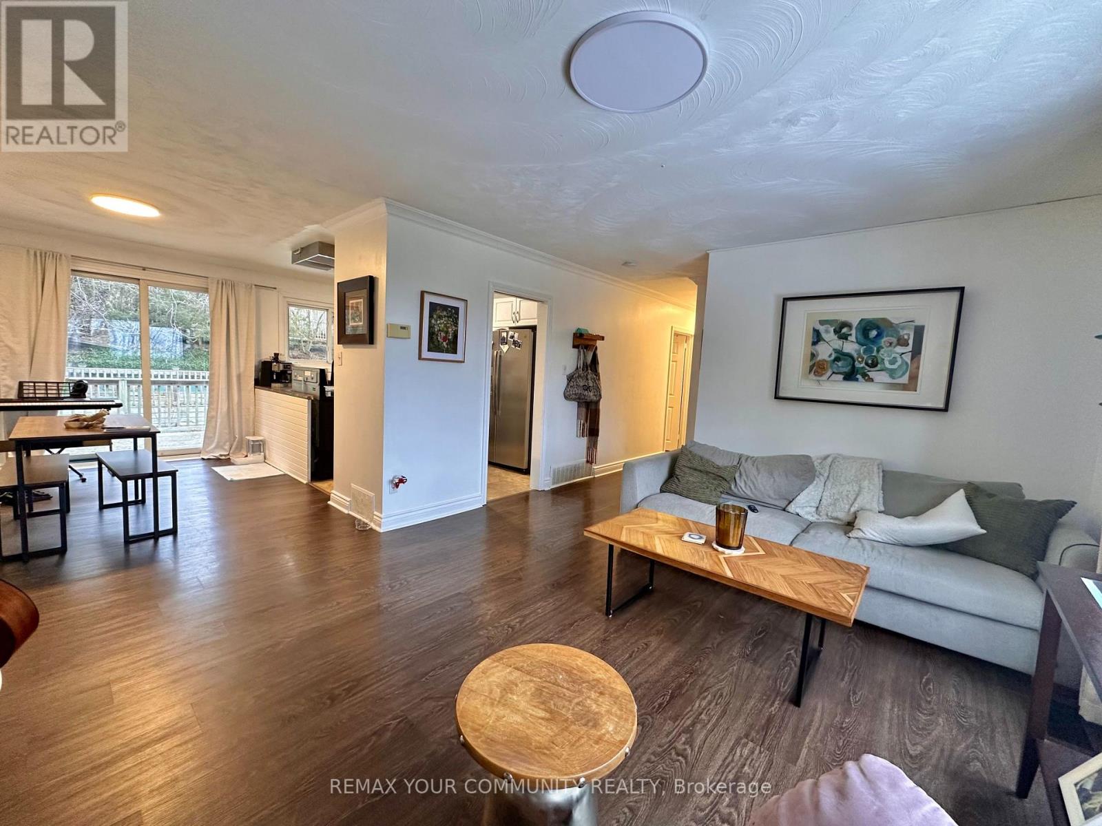 147 Grandview Street S, Oshawa, Ontario  L1H 7C6 - Photo 4 - E12744392