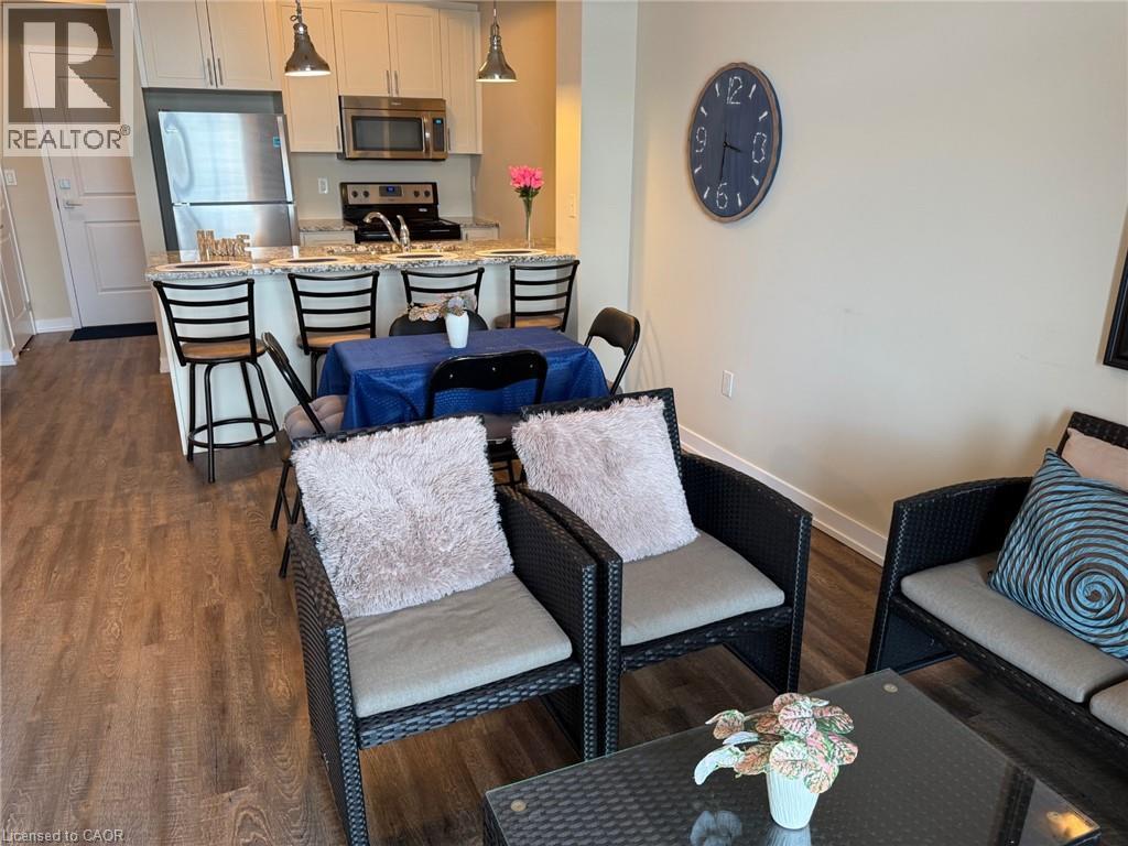 35 Southshore Crescent Unit# 303, Stoney Creek, Ontario  L8E 0J2 - Photo 4 - 40800747