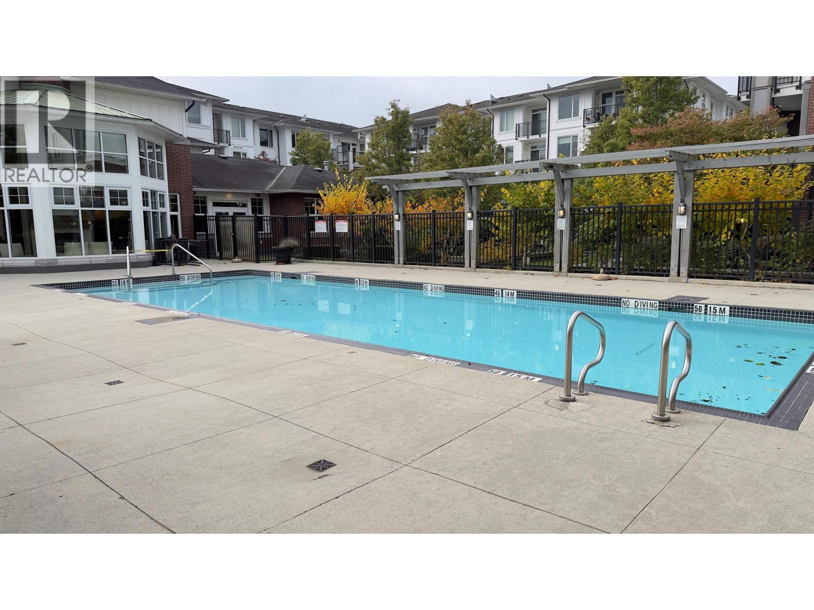 Listing Picture 23 of 24 : 420 9399 ODLIN ROAD, Richmond / 烈治文 - 魯藝地產 Yvonne Lu Group - MLS Medallion Club Member