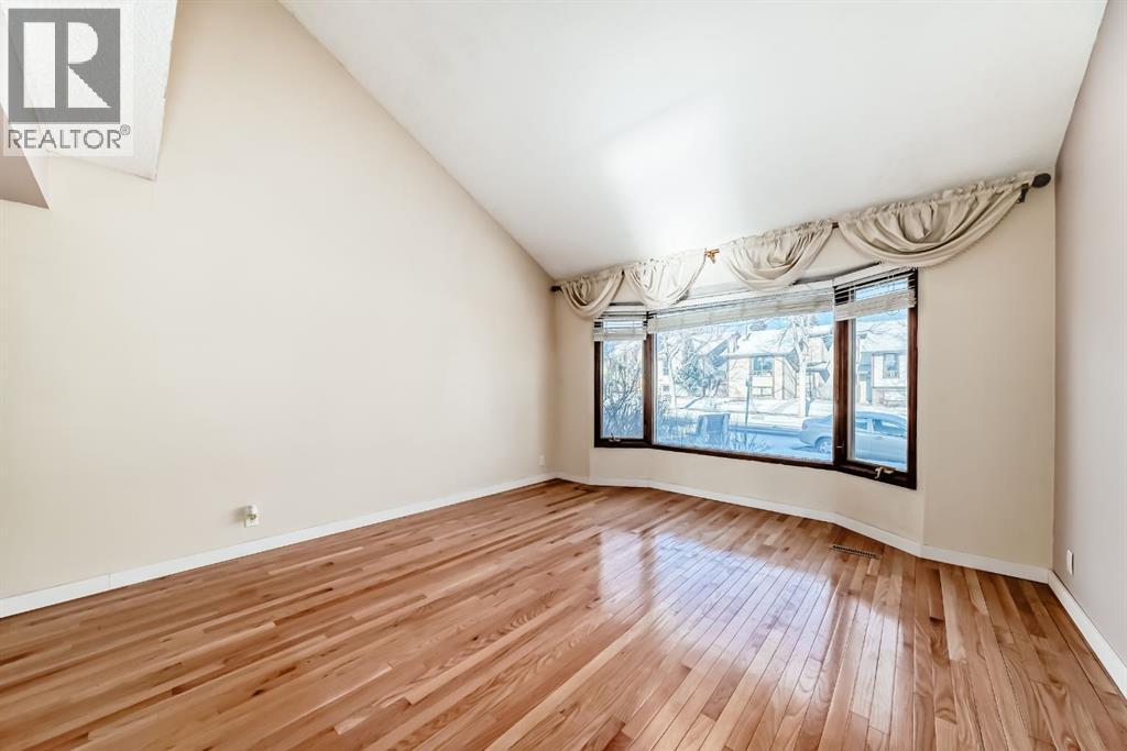 8007 Ranchview Drive Nw, Calgary, Alberta  T3G 1S7 - Photo 6 - A2281459